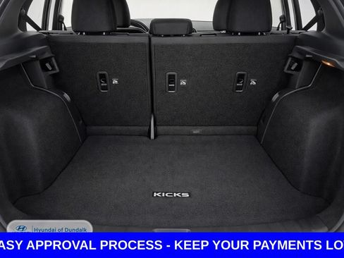 Used 2019 Nissan Kicks S FWD image 18