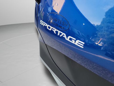 Certified 2023 Kia Sportage EX FWD image 30