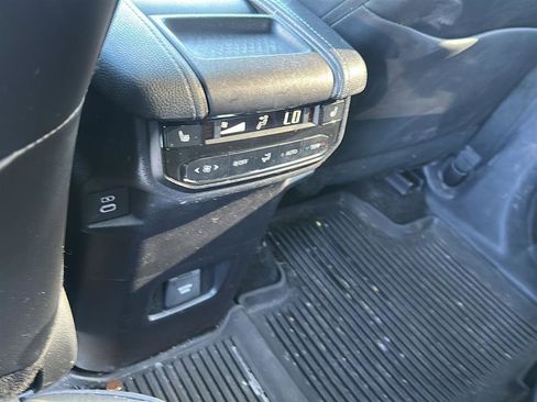 Used 2024 Toyota Grand Highlander AWD image 9
