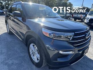 Certified 2022 Ford Explorer XLT w/ Equipment Group 202A image 1