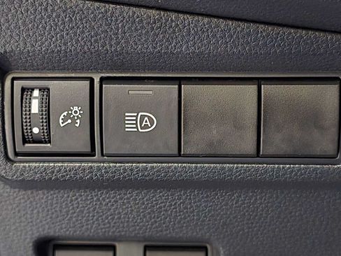 Certified 2024 Toyota Corolla Cross XLE w/ Convenience Package AWD/4WD image 19