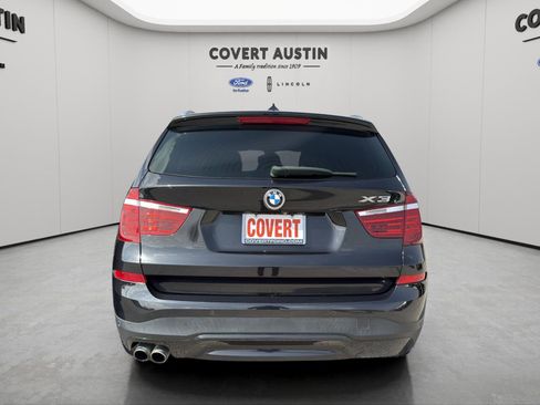 Used 2017 BMW X3 xDrive28i image 4