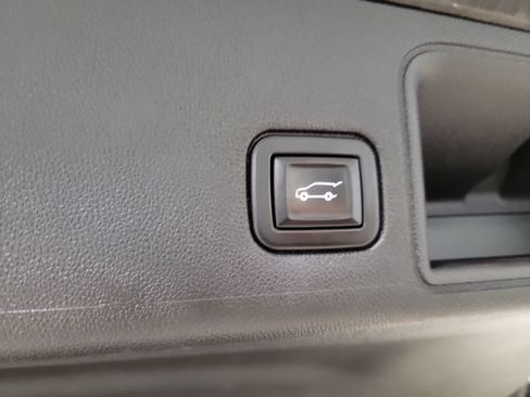 Certified 2020 GMC Terrain Denali FWD image 23