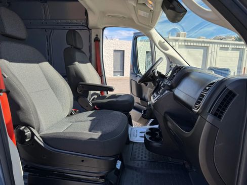Used 2022 RAM ProMaster 3500 w/ Fleet Safety Group (AWQ) image 14