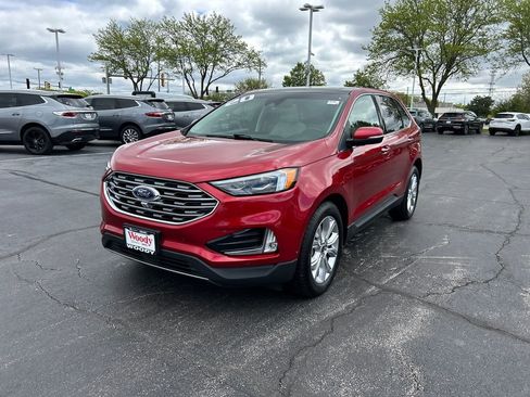 Used 2020 Ford Edge Titanium w/ Equipment Group 301A AWD/4WD image 4