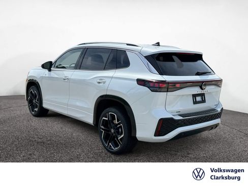 New 2026 Volkswagen Tiguan SEL R-Line AWD/4WD image 3