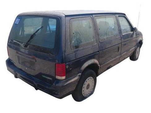 Used 1995 Plymouth Voyager FWD image 5