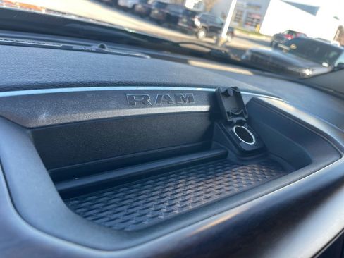 Used 2022 RAM 2500 Laramie AWD/4WD image 25