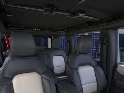 New 2026 Ford Bronco Outer Banks w/ Sasquatch Package AWD/4WD image 13