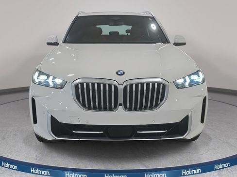 Certified 2024 BMW X5 sDrive40i image 2