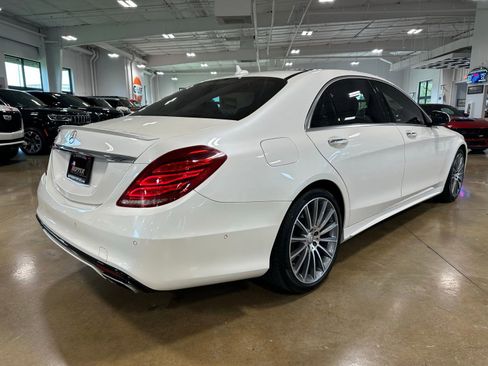 Used 2017 Mercedes-Benz S 550 Sedan image 8