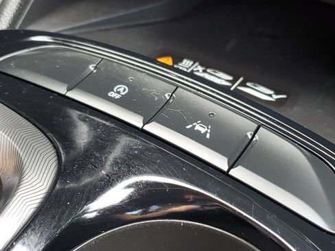 Used 2024 Buick Envista Sport Touring w/ Convenience I Package FWD image 25