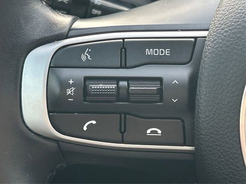 Used 2023 Kia K5 GT-Line image 37