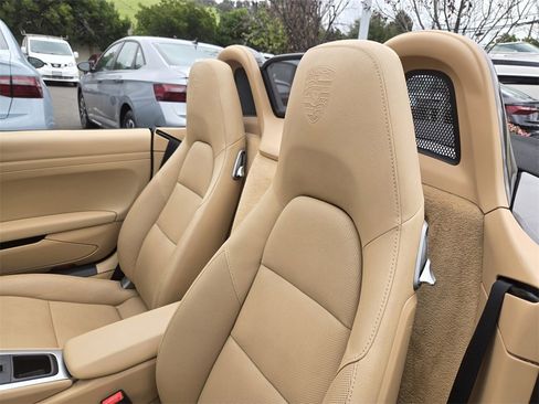 Used 2013 Porsche Boxster image 15