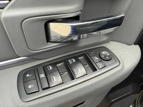 Used 2018 RAM 1500 Big Horn AWD/4WD image 23