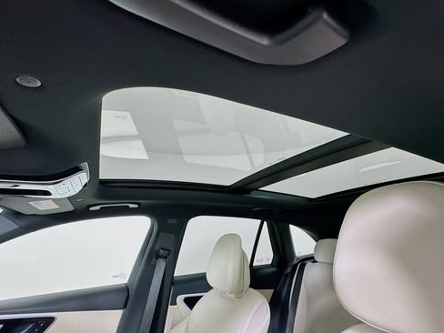 New 2026 Mercedes-Benz GLC 300 image 24