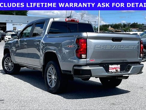 Used 2023 Chevrolet Colorado LT w/ LT Convenience Package AWD/4WD image 9