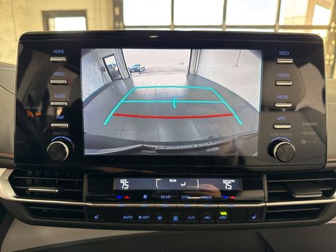 Certified 2023 Toyota Sienna XSE image 30