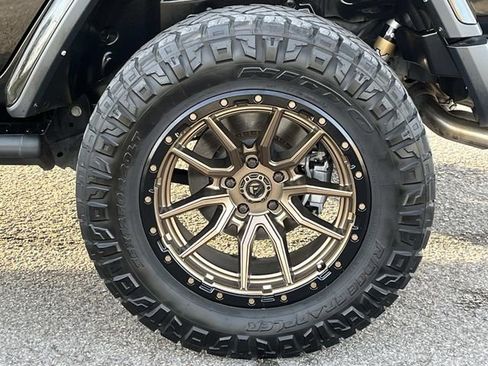 Used 2021 Jeep Wrangler Unlimited Rubicon image 13