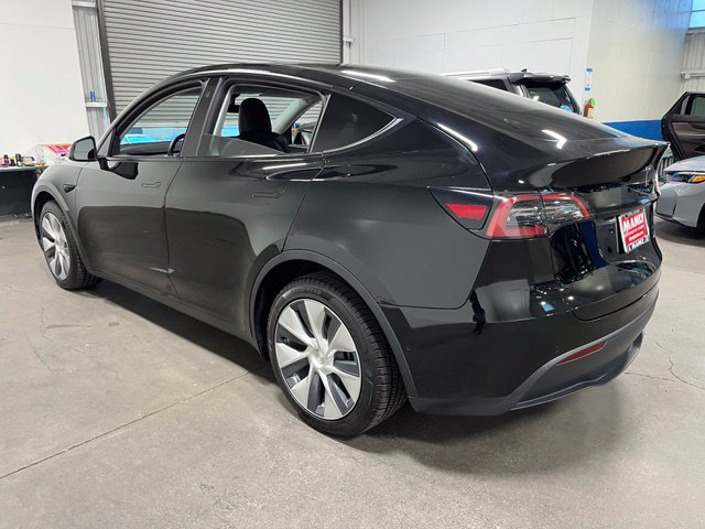 Used 2021 Tesla Model Y Long Range AWD/4WD image 5