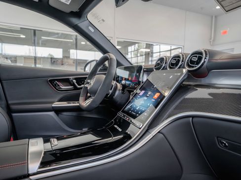 New 2026 Mercedes-Benz GLC 43 AMG 4MATIC image 18