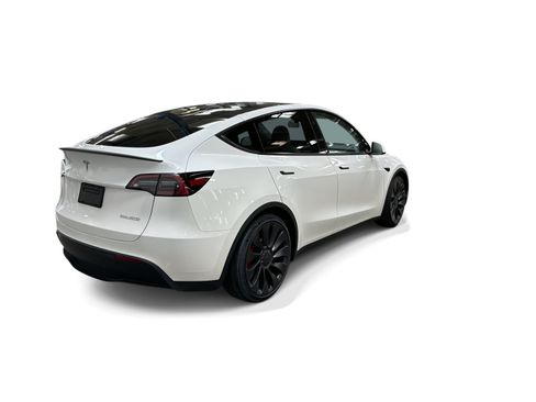 Certified 2023 Tesla Model Y Performance AWD/4WD image 5