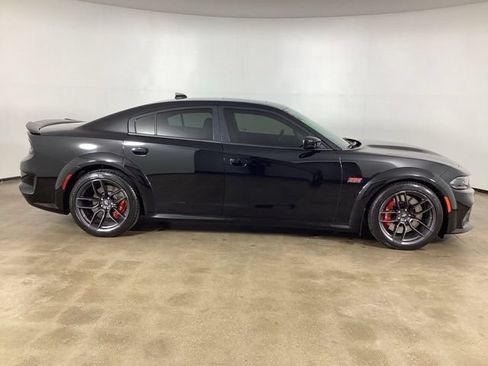 Used 2021 Dodge Charger Scat Pack RWD image 4
