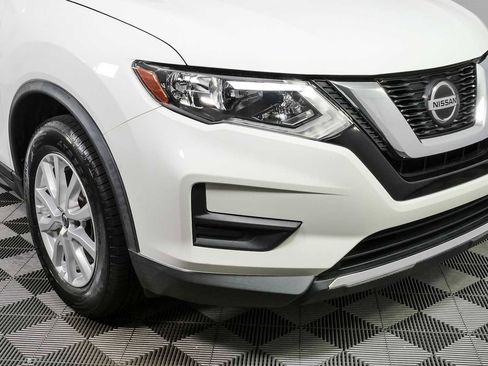 Used 2020 Nissan Rogue S w/ Special Edition Package FWD image 34