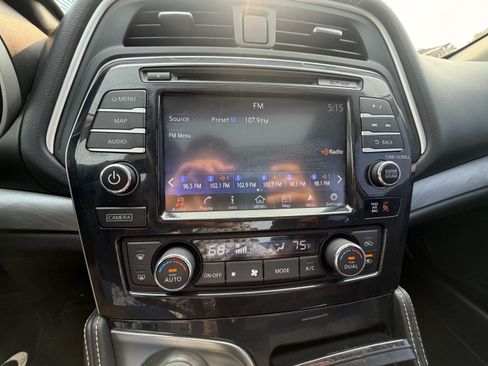 Used 2017 Nissan Maxima 3.5 SL FWD image 20