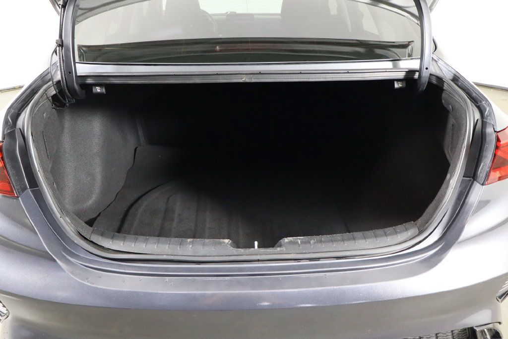 Used 2024 Kia Forte LXS w/ LXS Technology Package FWD image 17