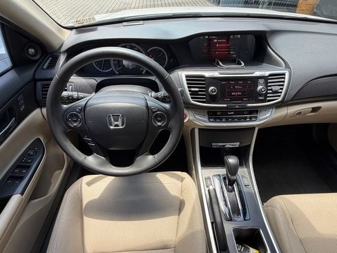 Used 2015 Honda Accord EX-L image 16