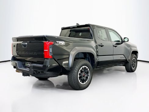 Used 2025 Toyota Tacoma TRD Off-Road image 9