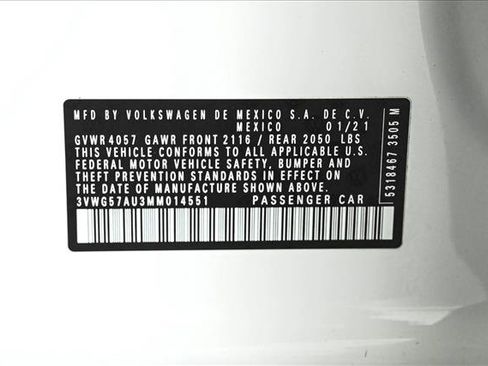 Used 2021 Volkswagen Golf 4-Door image 24