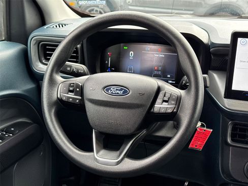 Used 2025 Ford Maverick XL FWD image 24