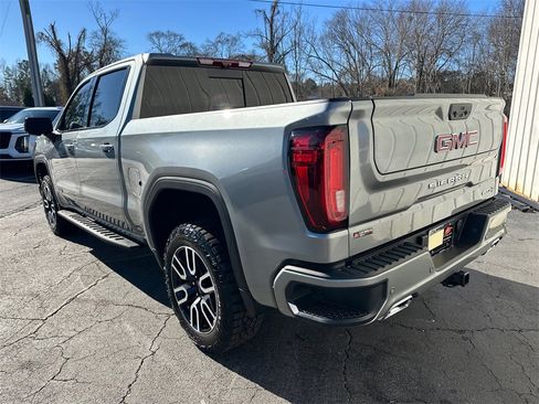 Used 2025 GMC Sierra 1500 AT4 w/ AT4 Premium Package image 8