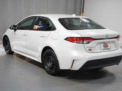 Certified 2025 Toyota Corolla LE image 6