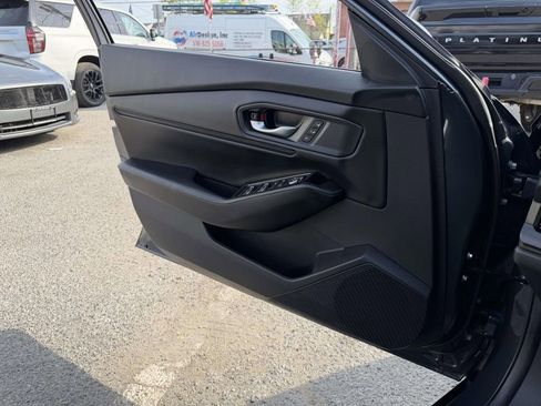 Used 2023 Honda Accord Touring image 19