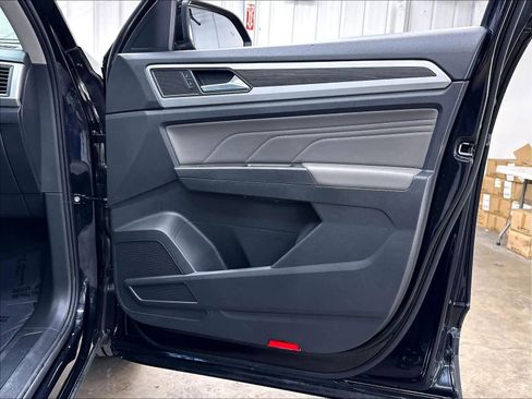 Used 2023 Volkswagen Atlas SE FWD image 31