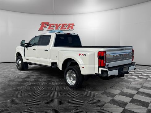 Certified 2024 Ford F450 Limited w/ FX4 Off-Road Package image 3