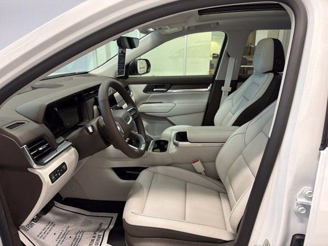 New 2027 GMC Terrain Denali w/ LPO, Floor Liner Package AWD/4WD image 13