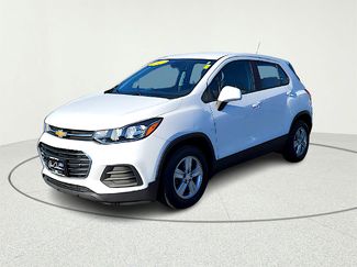 Used 2020 Chevrolet Trax LS video 2