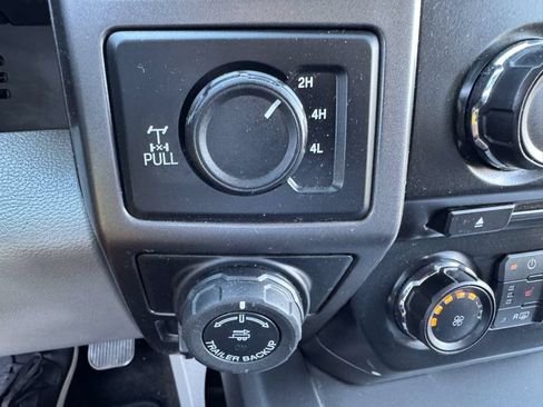 Used 2018 Ford F150 XLT w/ Equipment Group 302A Luxury AWD/4WD image 31