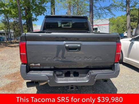 Used 2025 Toyota Tacoma SR5 image 15