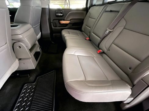 Used 2017 Chevrolet Silverado 1500 LTZ AWD/4WD image 20