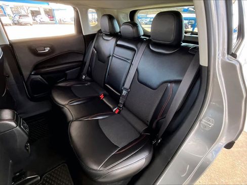 Used 2019 Jeep Compass Trailhawk image 21