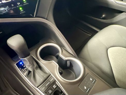 Used 2024 Toyota Camry LE image 26