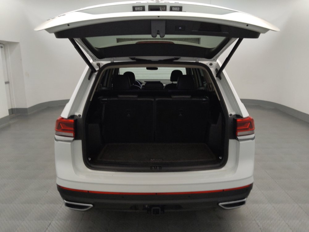 Used 2023 Volkswagen Atlas SE w/ Black Wheel Package FWD image 29