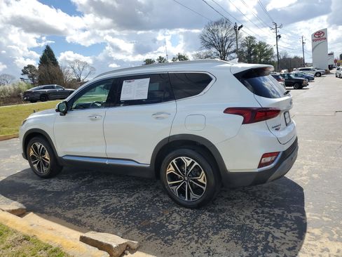 Used 2019 Hyundai Santa Fe AWD image 4