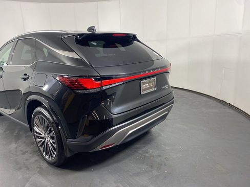 Certified 2023 Lexus RX 350 AWD w/ Accessory Package image 9