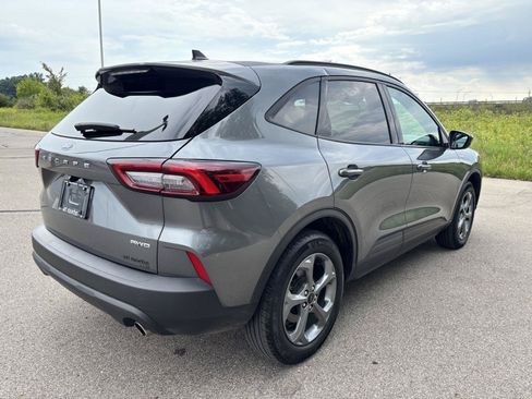 Used 2025 Ford Escape ST-Line Select AWD/4WD image 5